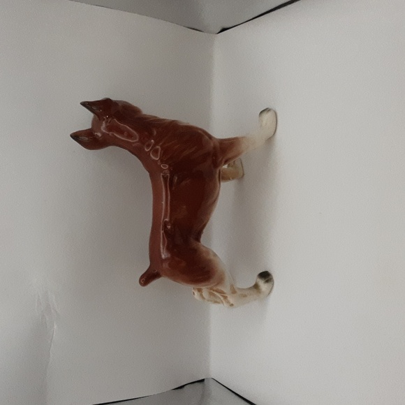 Vintage Wales Porcelain Boxer Dog Figurine Made in Japan - Picture 3 of 9